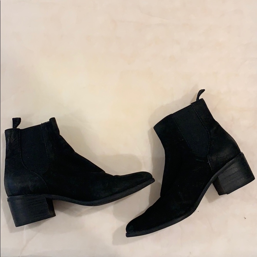 Dolce Vita black suede booties